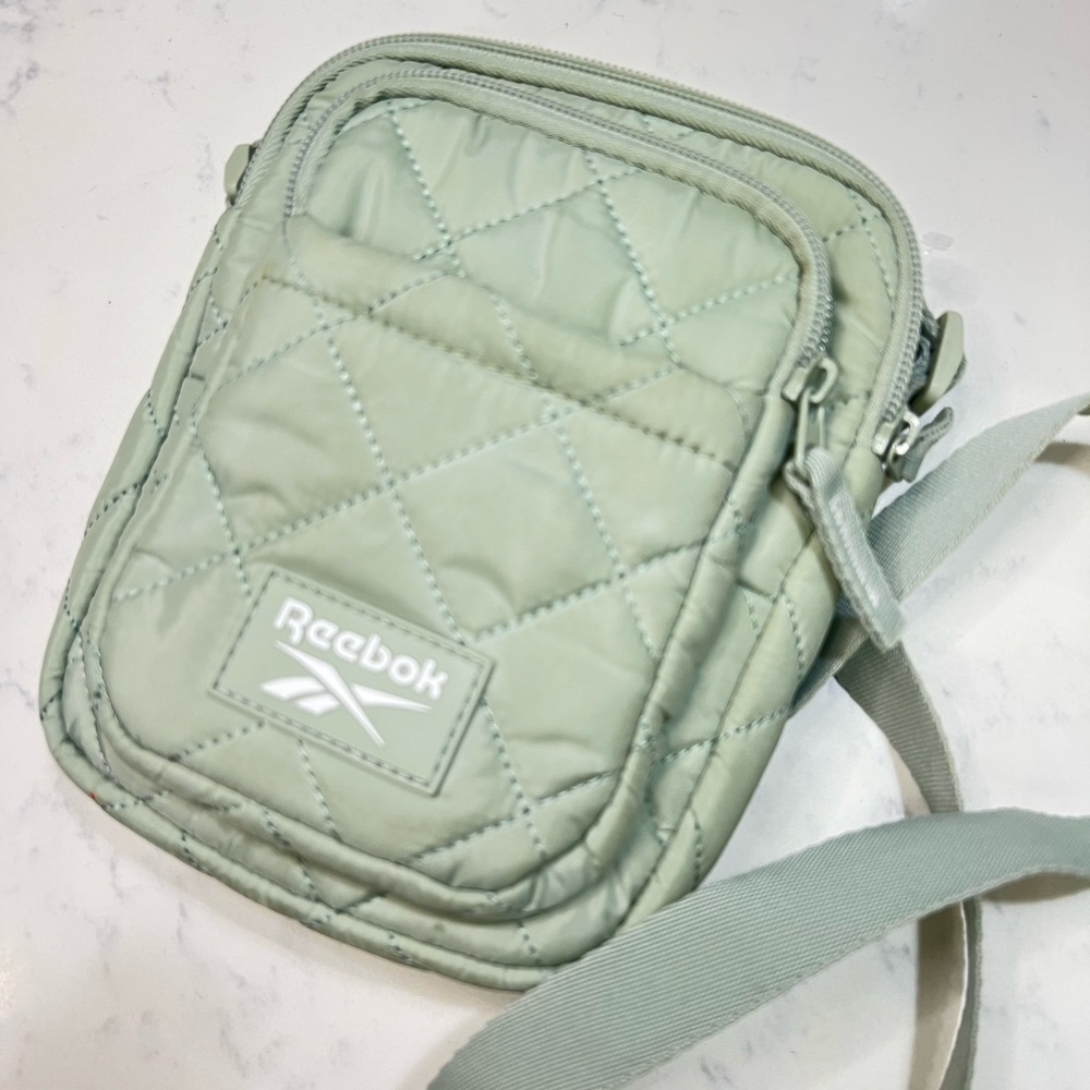 Reebok Green Quilted Men's Bag